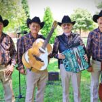 Chirrines Con Tololoche en Tulare County California
